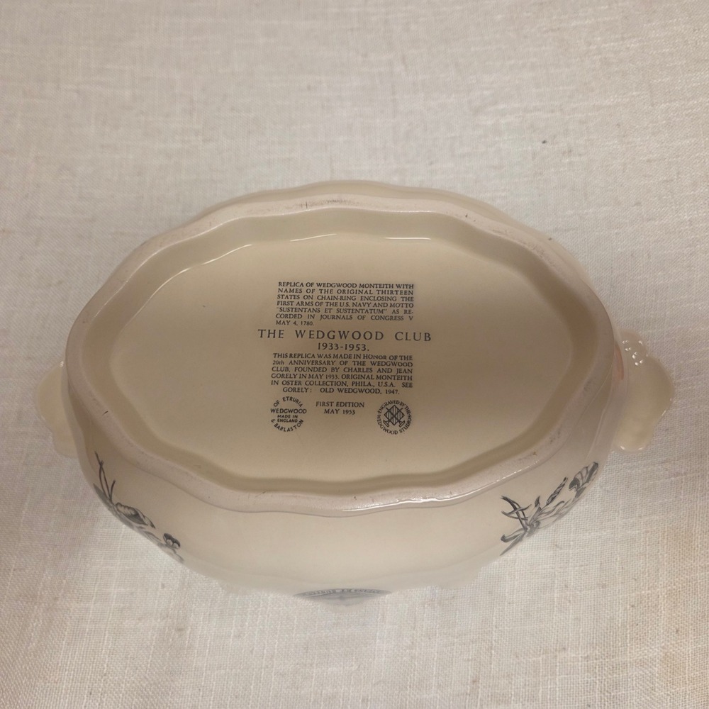 Wedgwood Club Monteith Bowl 1st Edition 1953 Original 13 colonies. REPLICA - Picture 6 of 6